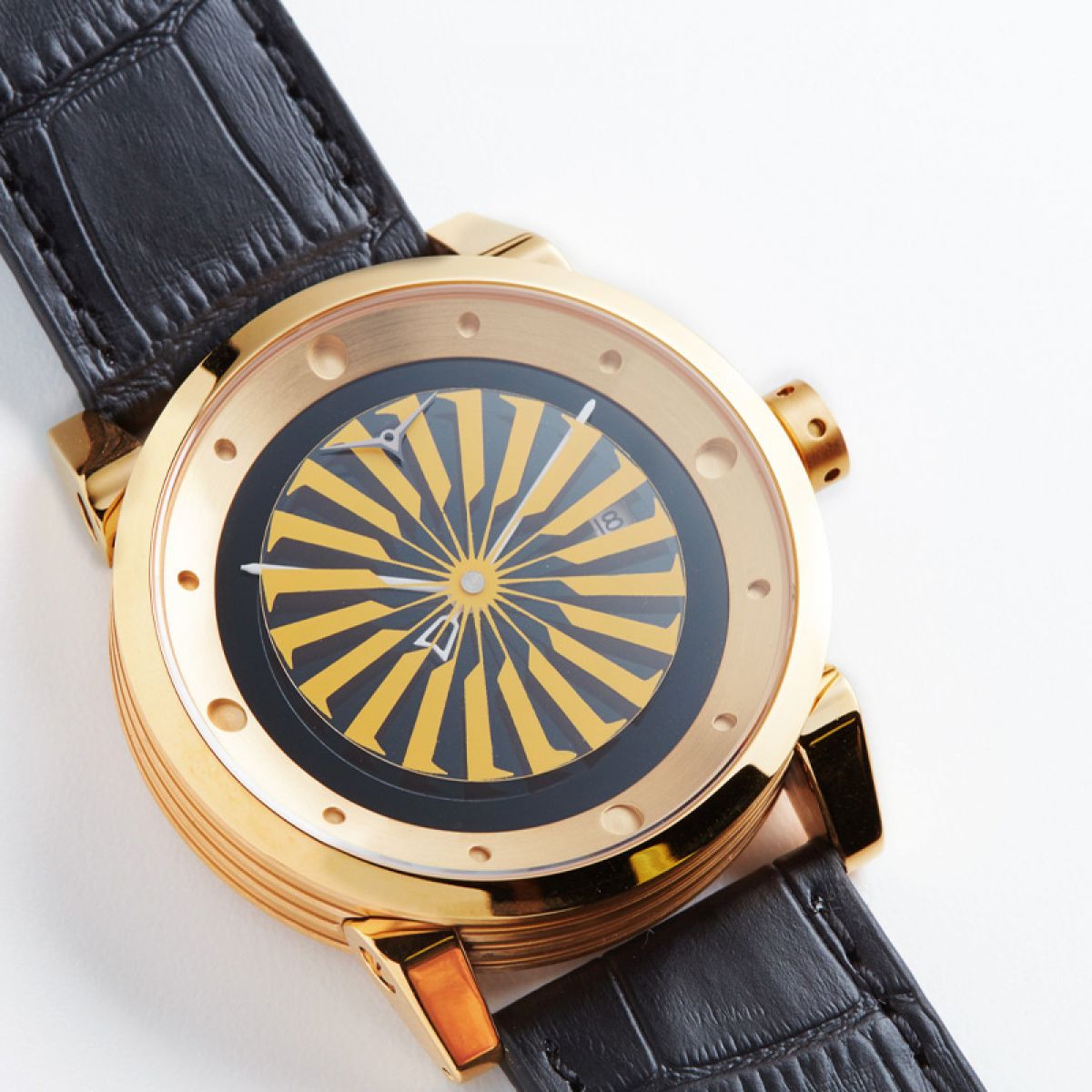 Archived Zinvo Blade Rotating Turbine Automatic | 12K