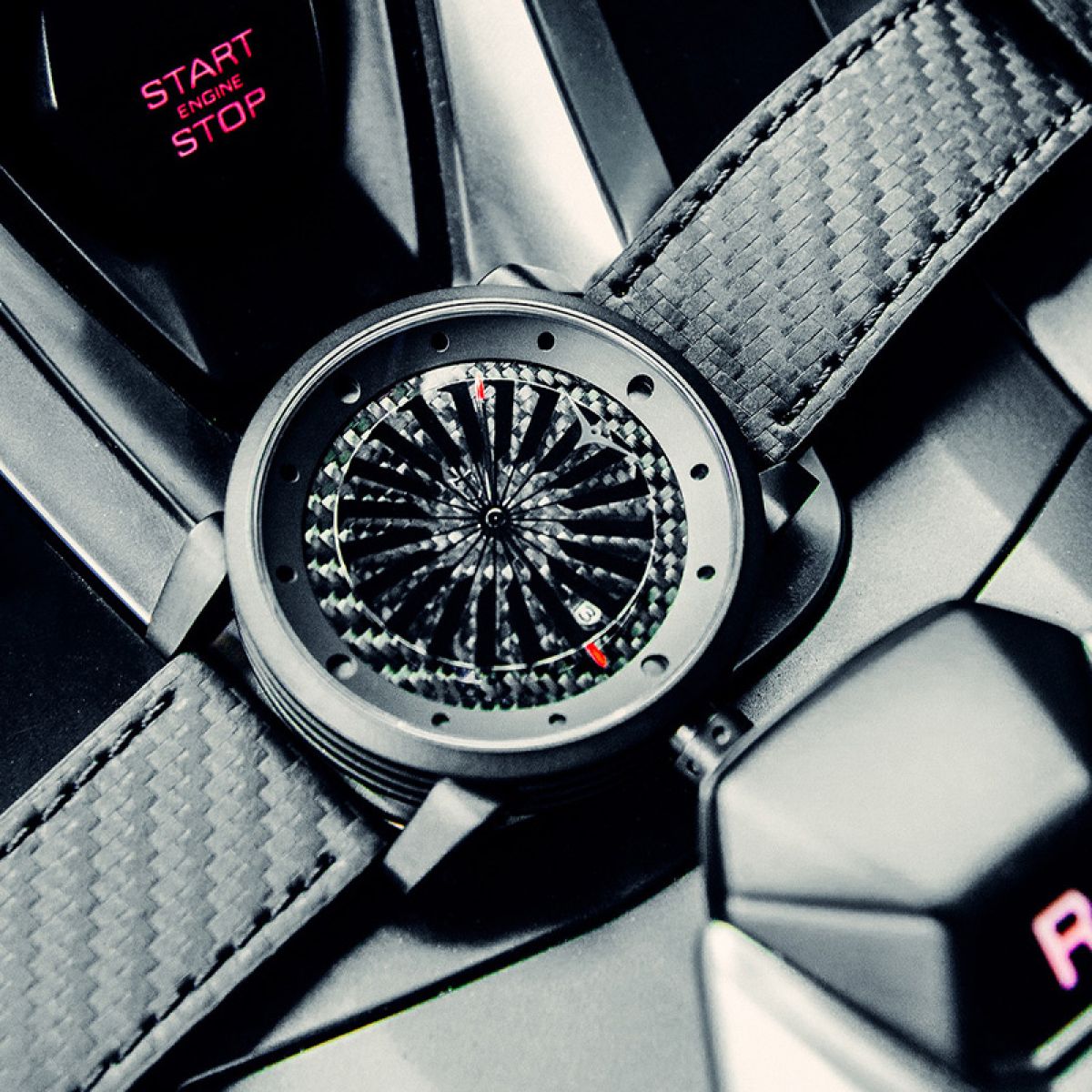 Archived Refusbished Zinvo Blade Rotating Turbine Automatic 44mm Edelstaal | Venom 131