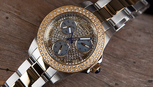10 redenen waarom een horloge het ultieme cadeau is voor haar