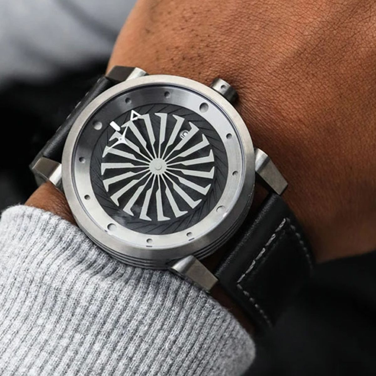 Archived Refurbished Zinvo Blade Rotating Turbine Automatic 44mm Edelstaal | Gunmetal 123